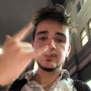 Meet your Posher, Casey